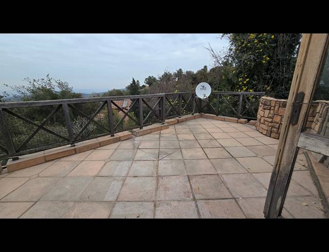 4 BEDROOM FREEHOLD FOR SALE IN GLENVISTA